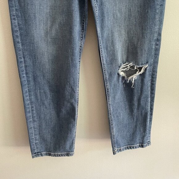 Express Women 8R Medium Wash Distressed Denim Stretch Super High Rise Mom Jean - Picture 2 of 10